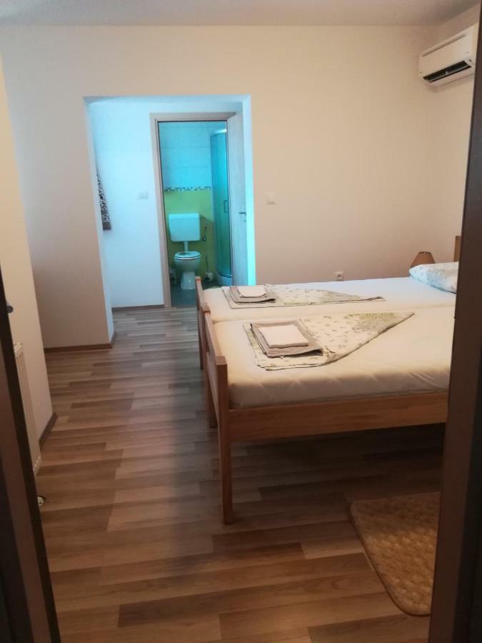 Sobe Pavlakovic Hotell Ozalj Exteriör bild